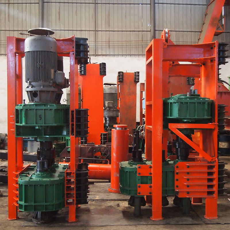 Construction engineering multi-head drilling rig